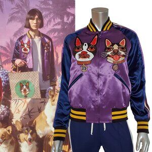 GUCCI JACKET BOMBER BOSCO ORSO PATCHES PURPLE SATIN w LOGO DETAIL